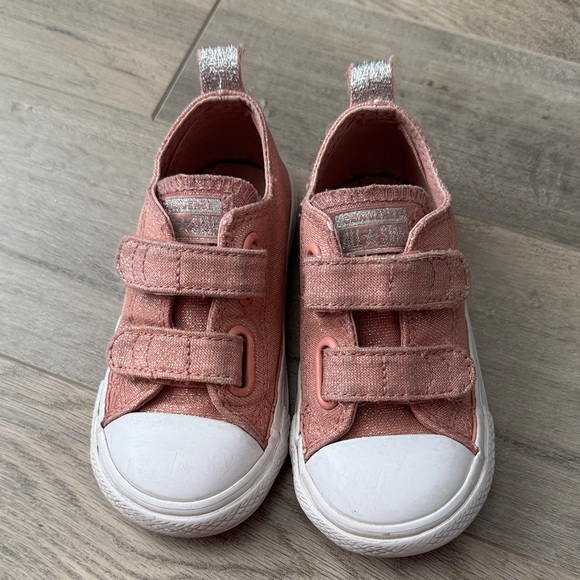 Converse Other - Converse Kids Velcro Sneakers